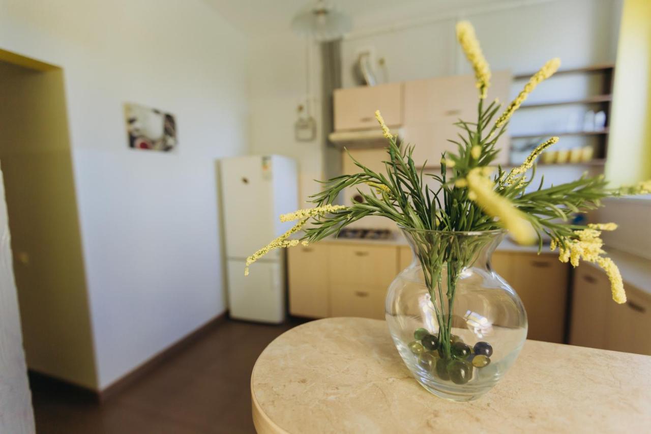 Затишні Apartments Біля Жд Вокзалу 이바노프란키우스크 외부 사진