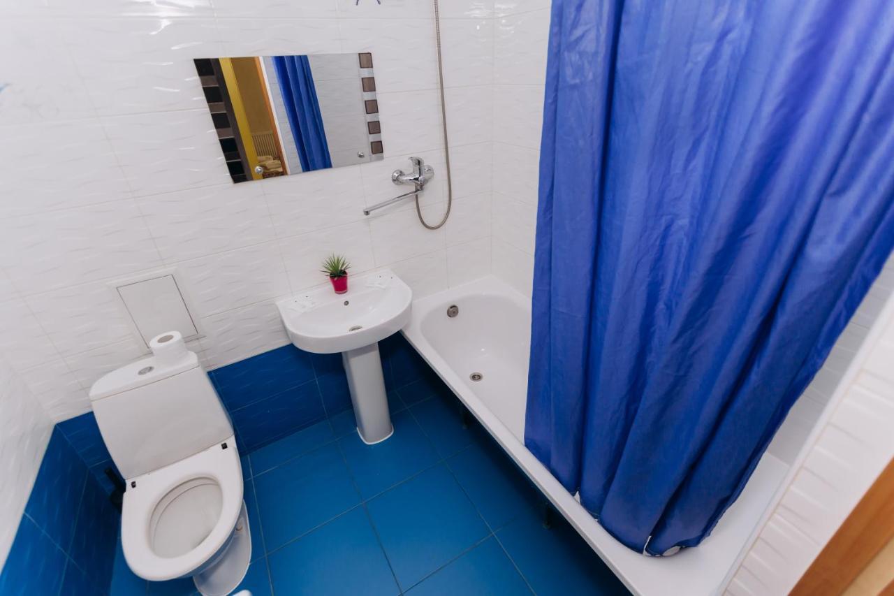 Затишні Apartments Біля Жд Вокзалу 이바노프란키우스크 외부 사진
